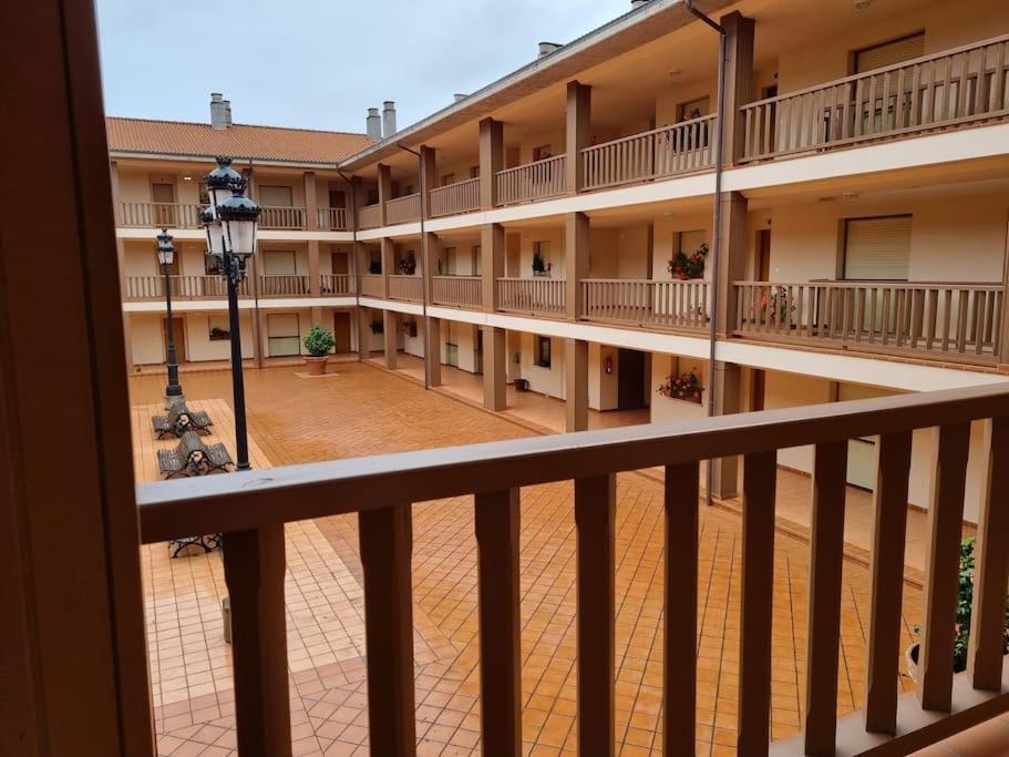 13B01 Apartamento Con Terraza Y Garaje Ribadesella Exterior foto
