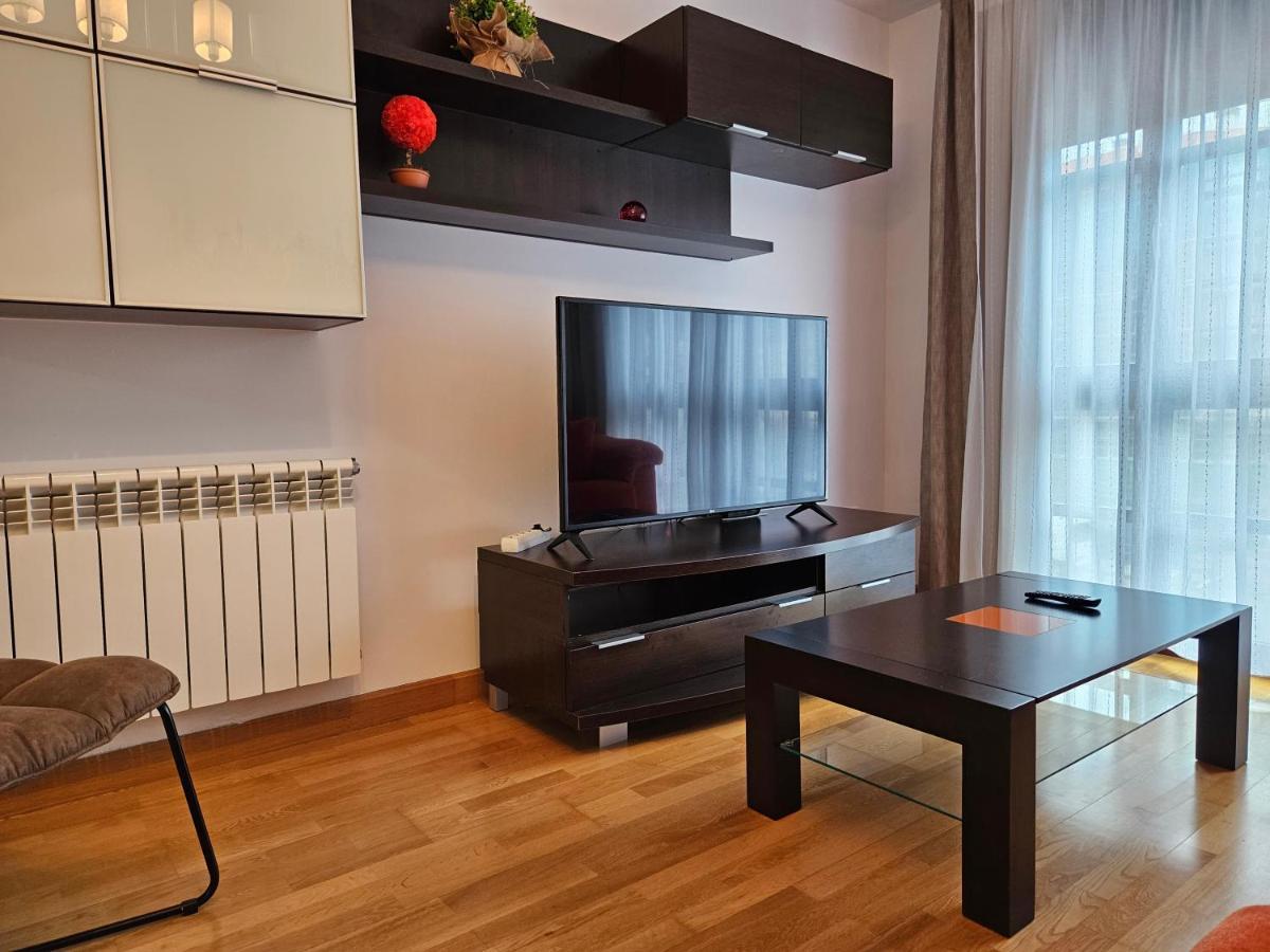 13B01 Apartamento Con Terraza Y Garaje Ribadesella Exterior foto